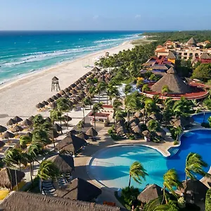 Üdülőközpont Iberostar Waves Quetzal, Playa del Carmen